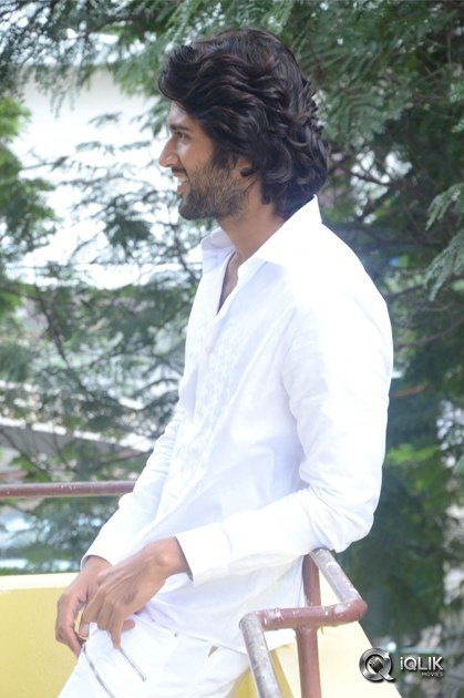 Vijay-Deverakonda-Interview-About-Pelli-Choopulu-Movie